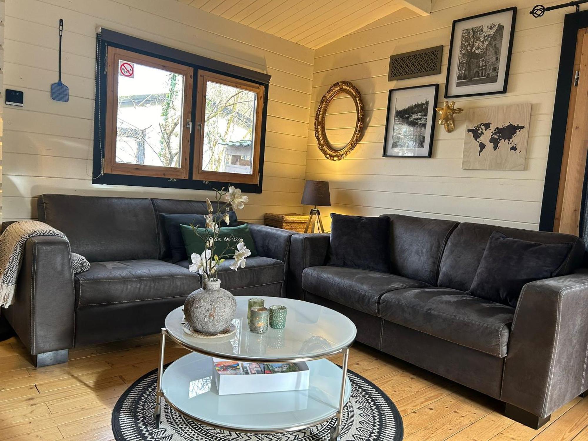 Carpe Diem, Het Ruime Chalet Met Houtkachel Nabij Wildlands Emmen Схонебек Екстер'єр фото